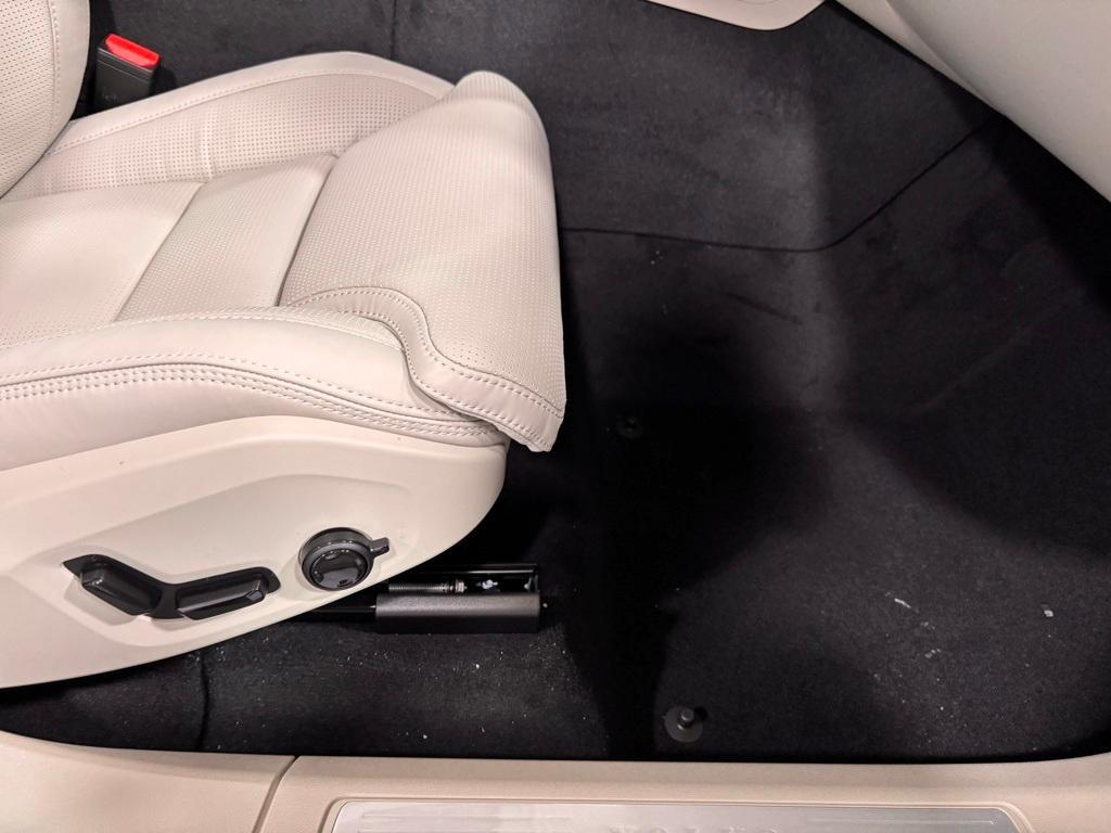 new 2026 Volvo XC60 car, priced at $64,715