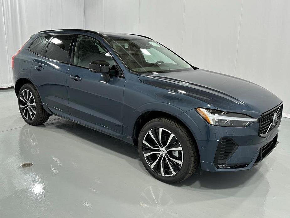 new 2025 Volvo XC60 car, priced at $55,355