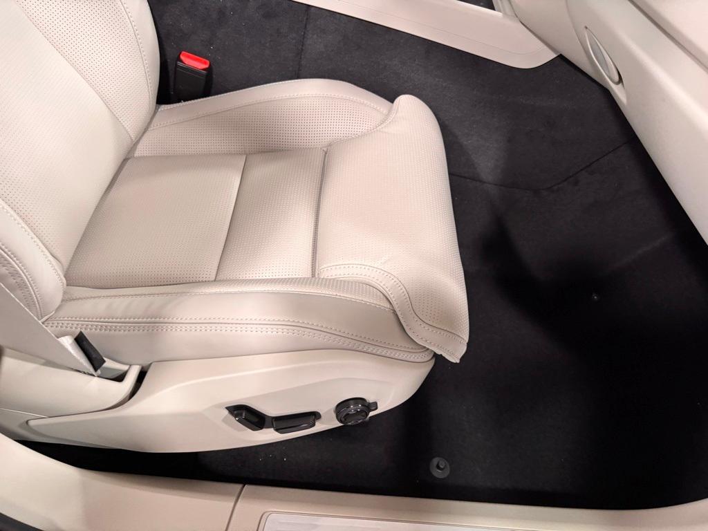 new 2026 Volvo XC60 car, priced at $63,935