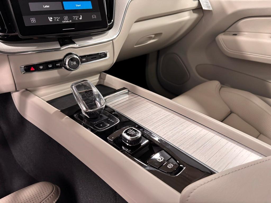 new 2026 Volvo XC60 car, priced at $63,935