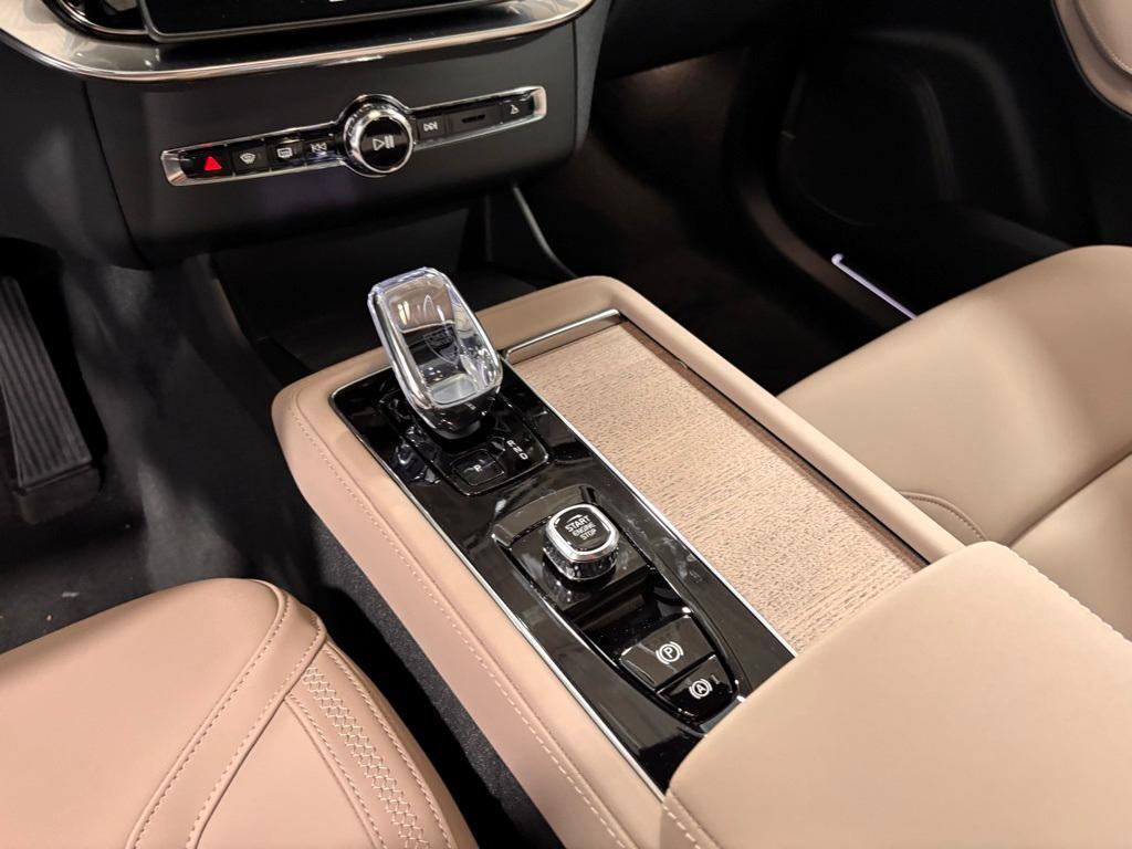new 2026 Volvo XC90 car, priced at $70,595