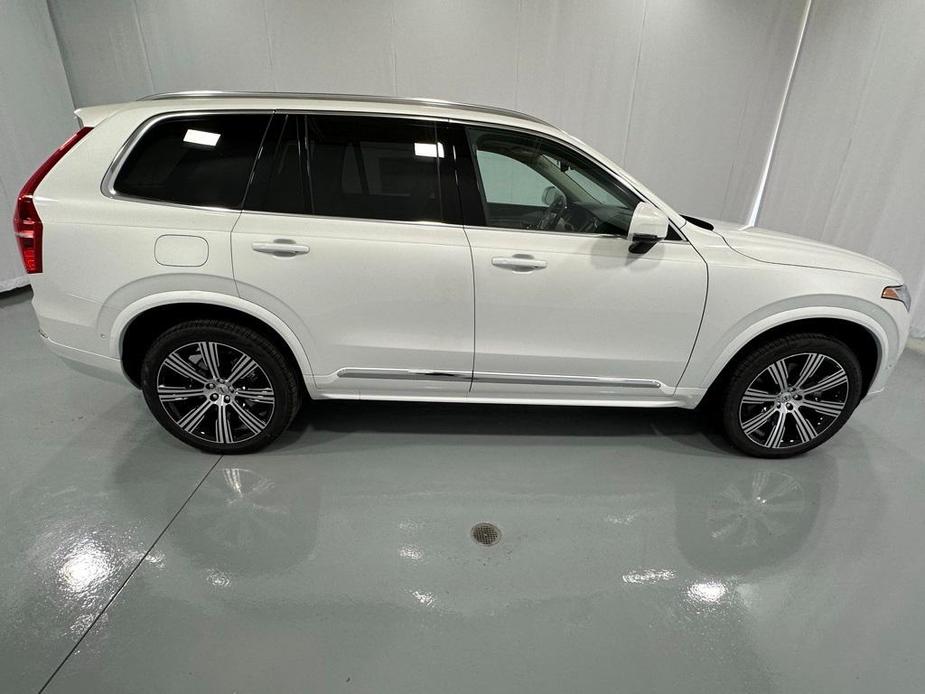 new 2025 Volvo XC90 car, priced at $77,955