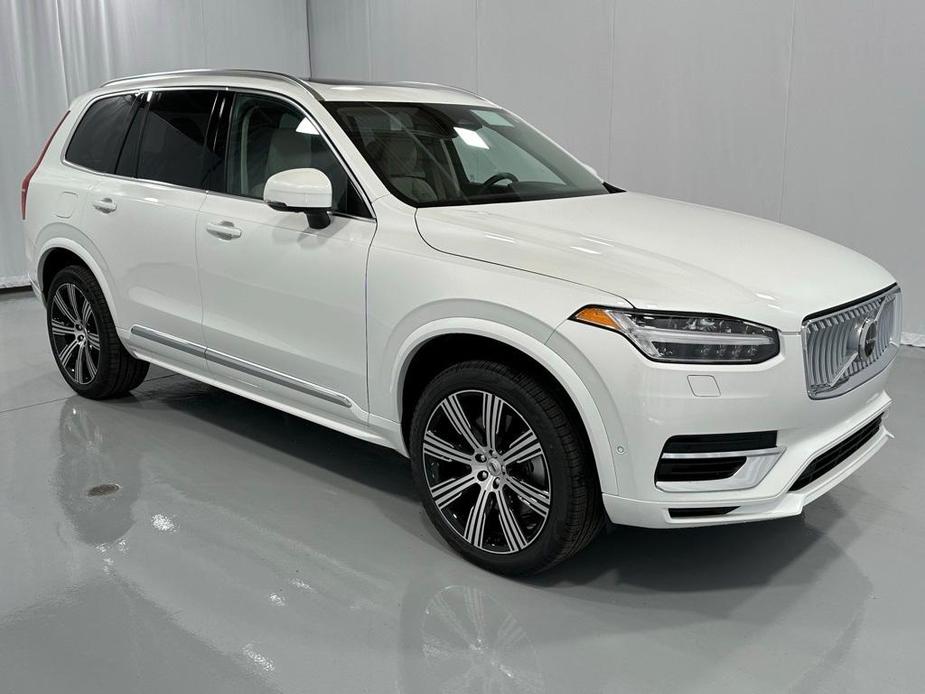 new 2025 Volvo XC90 car, priced at $77,955