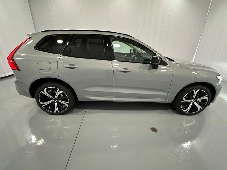 new 2025 Volvo XC60 car, priced at $71,485