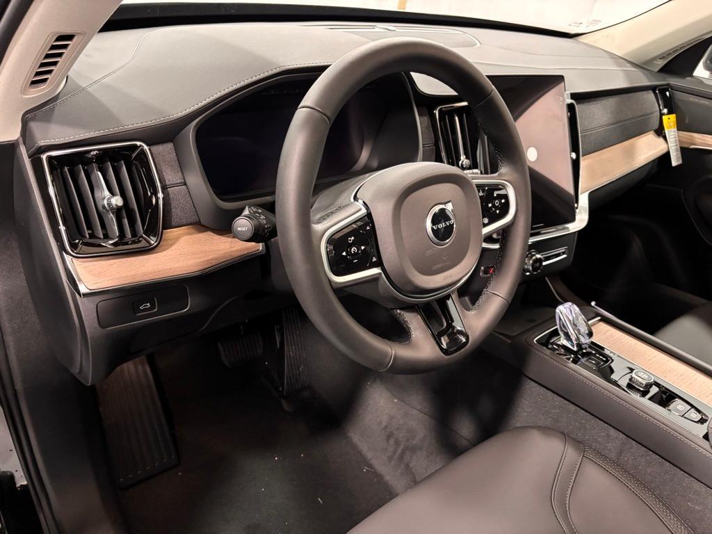 new 2026 Volvo XC90 car, priced at $71,825