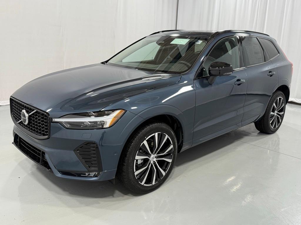 new 2025 Volvo XC60 car, priced at $55,360