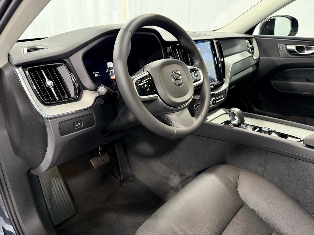 new 2025 Volvo XC60 car, priced at $55,360