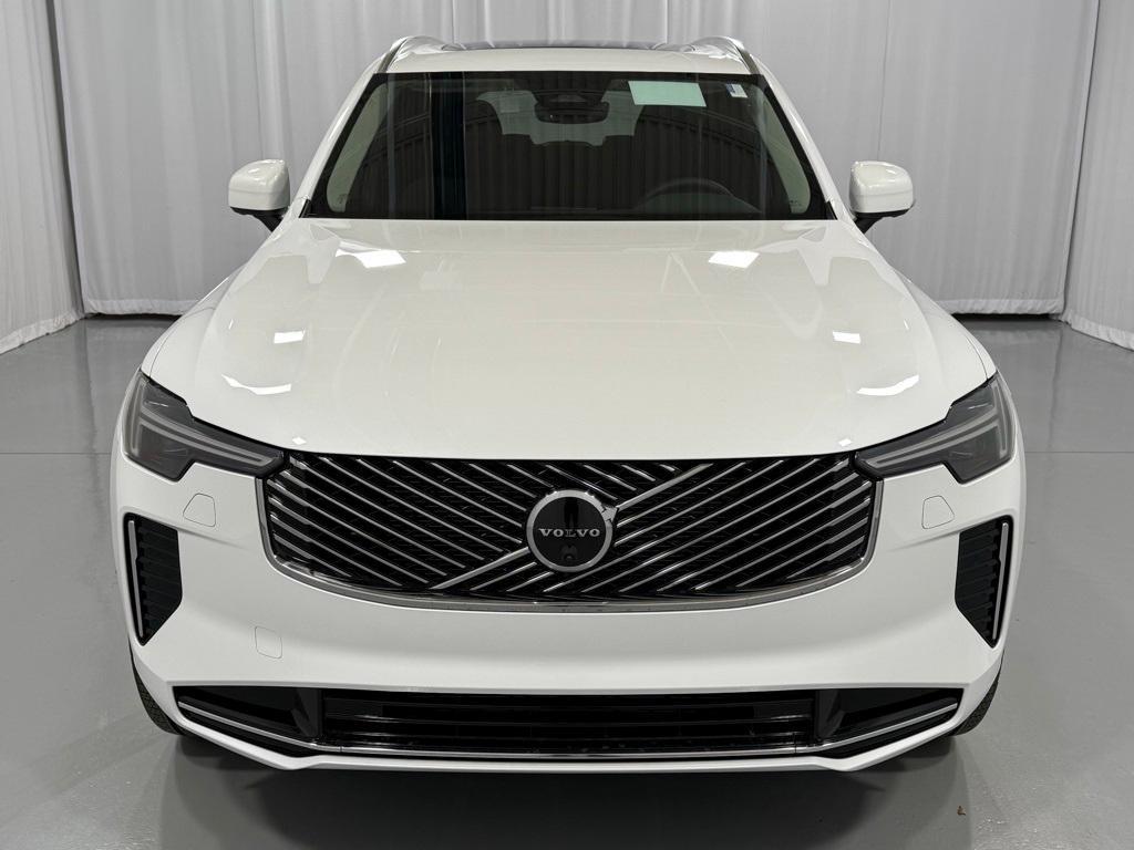 new 2025 Volvo XC90 car, priced at $69,155