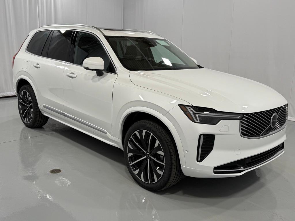 new 2025 Volvo XC90 car, priced at $69,155