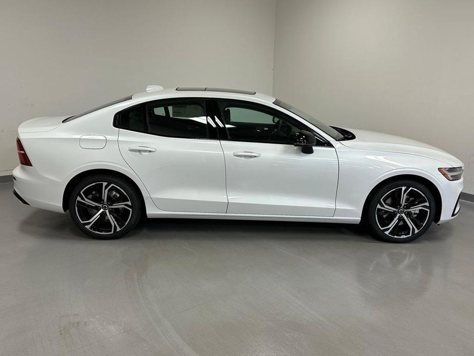 new 2024 Volvo S60 car, priced at $45,825