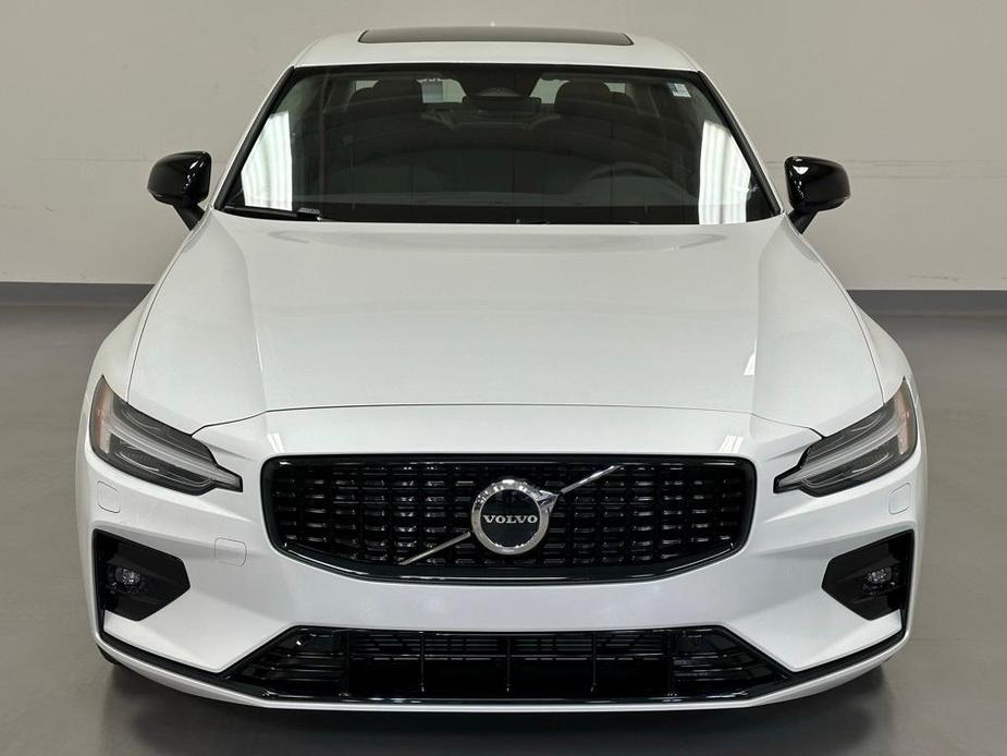 new 2024 Volvo S60 car, priced at $45,825