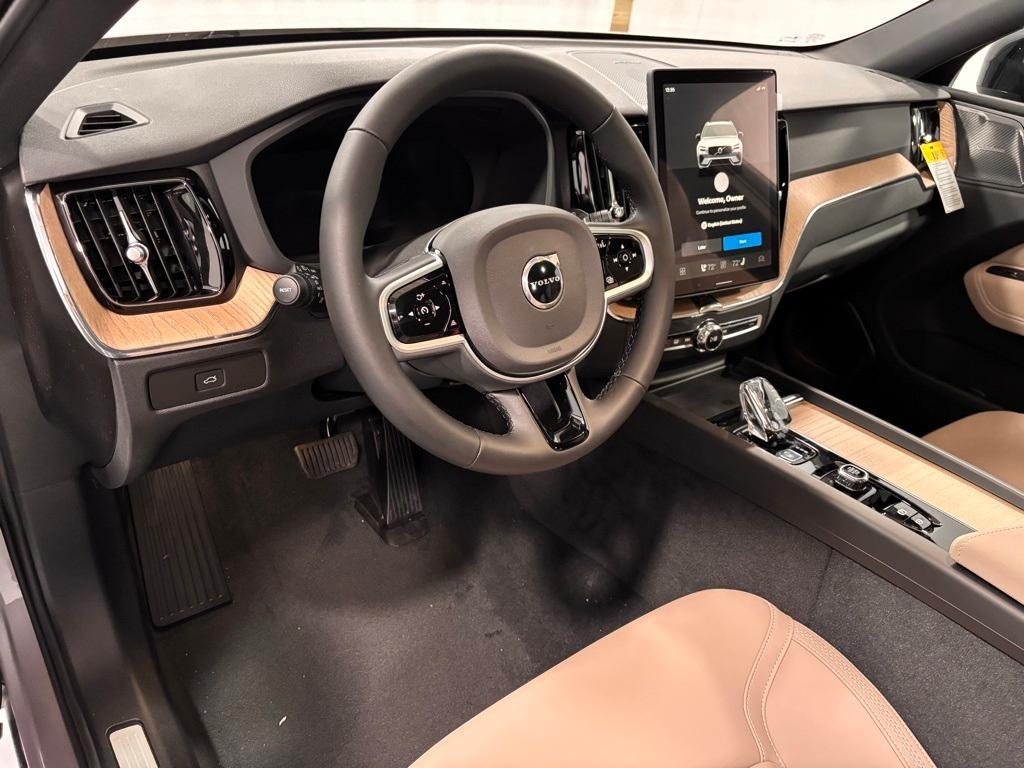 new 2026 Volvo XC60 car, priced at $58,135
