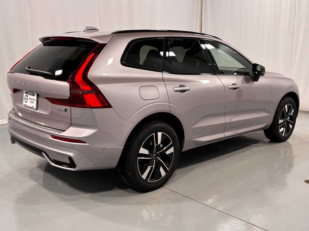 new 2026 Volvo XC60 car, priced at $58,135