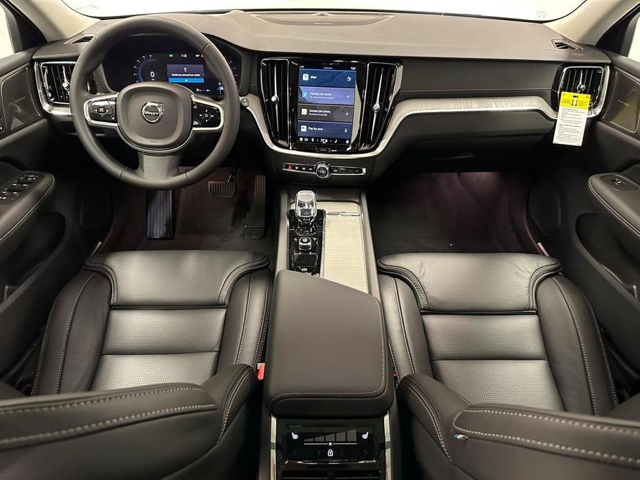 new 2024 Volvo V60 Cross Country car, priced at $58,725