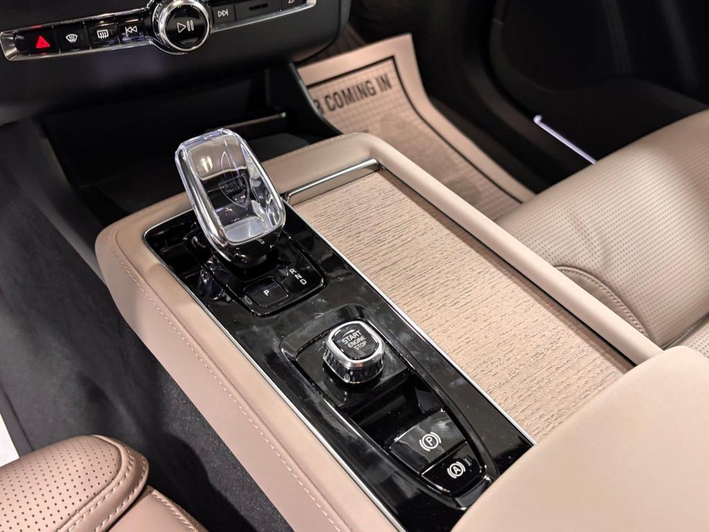 new 2026 Volvo XC90 car, priced at $75,155