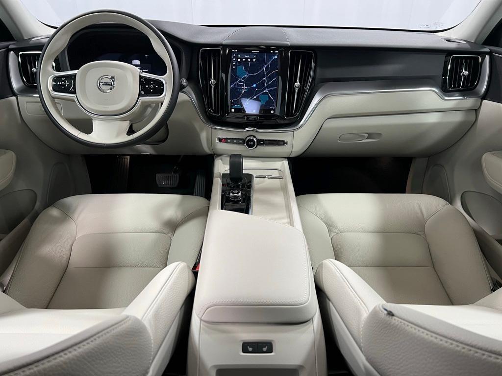 new 2025 Volvo XC60 car, priced at $51,055