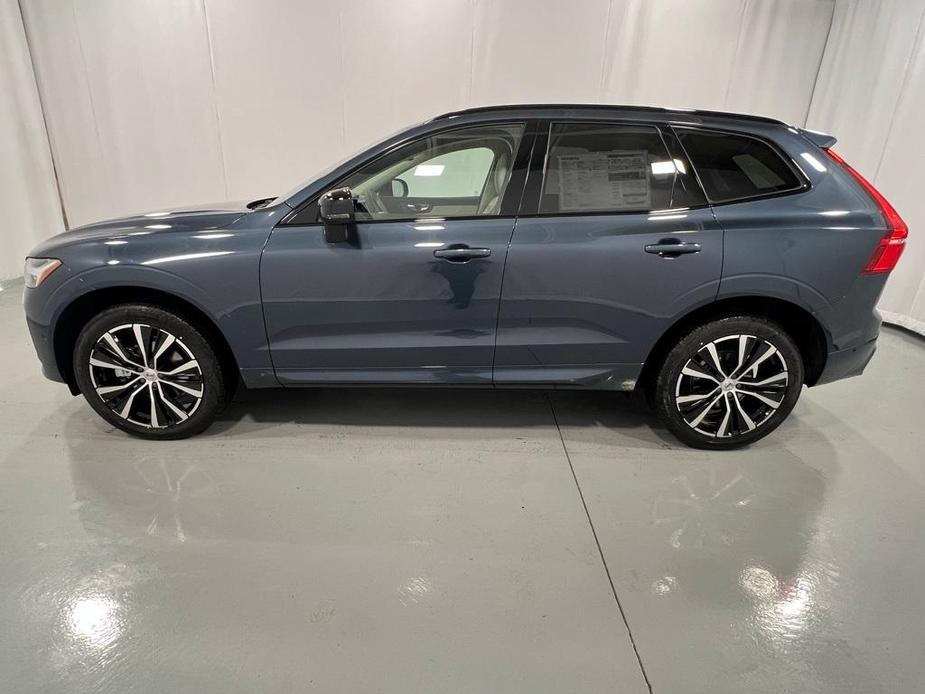 new 2025 Volvo XC60 car, priced at $55,335