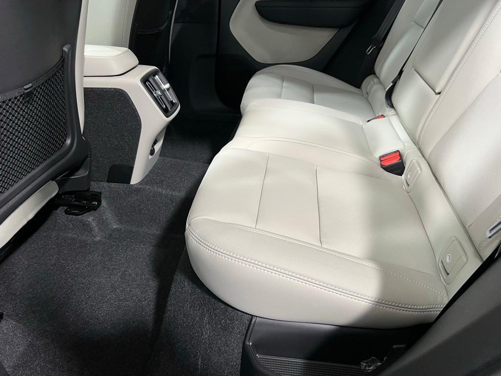 new 2025 Volvo XC40 car, priced at $52,235