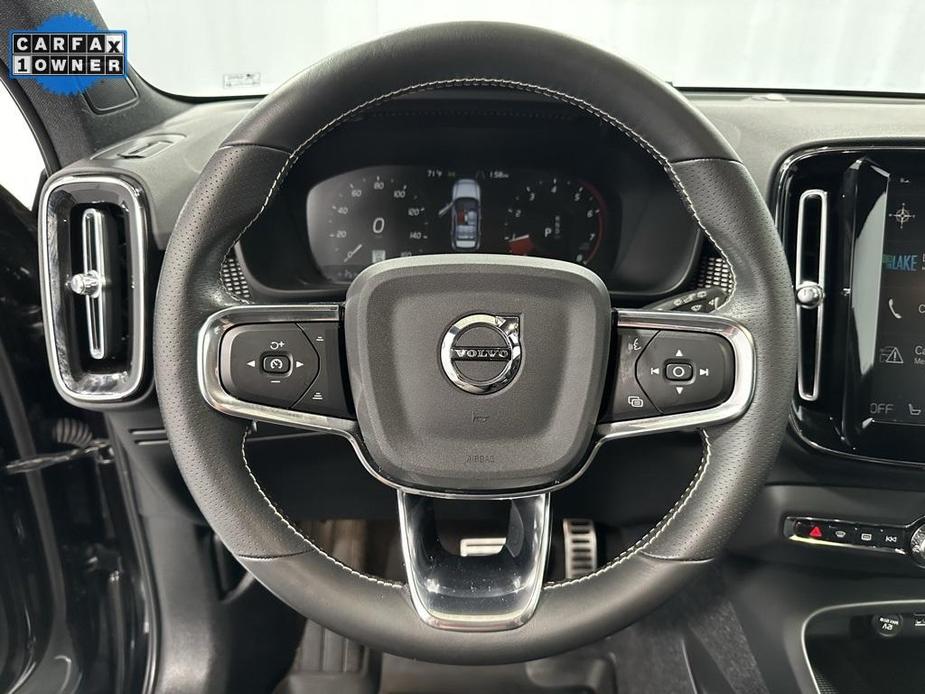 used 2021 Volvo XC40 car, priced at $31,162