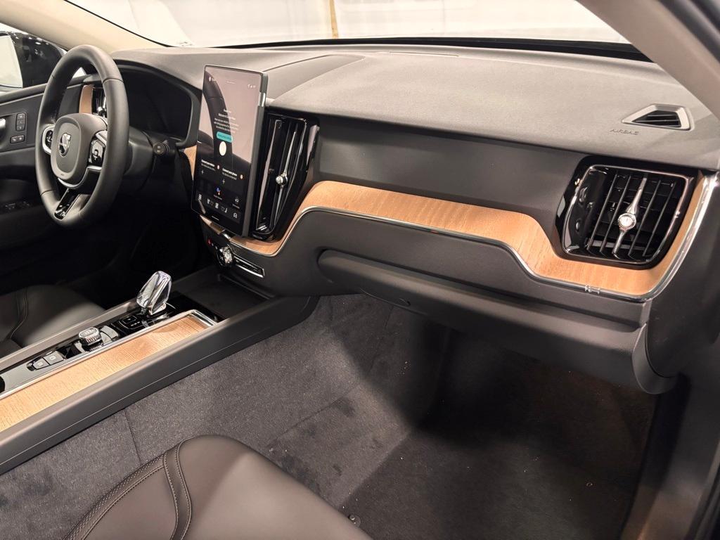 new 2026 Volvo XC60 car, priced at $57,985