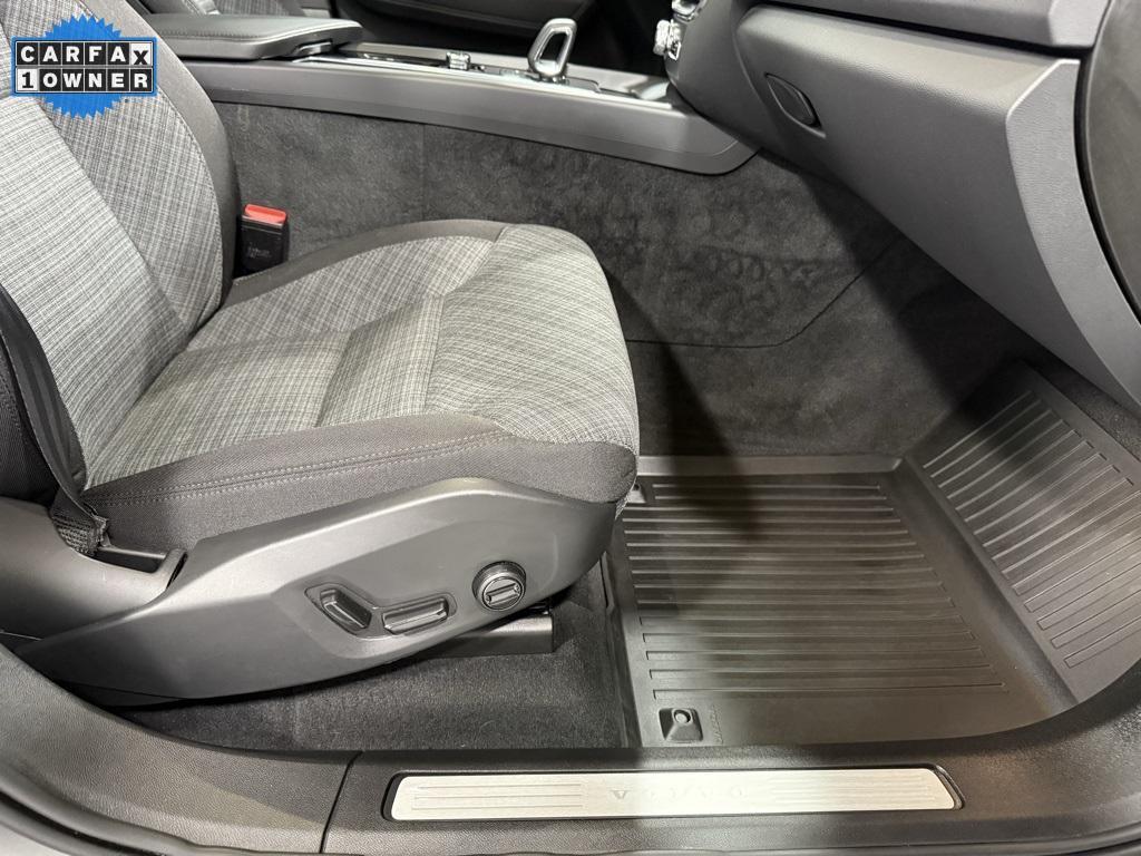 used 2023 Volvo XC60 car, priced at $38,500