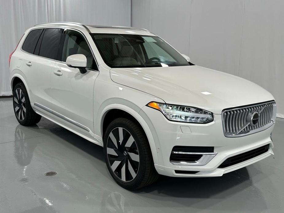 new 2025 Volvo XC90 car, priced at $85,855