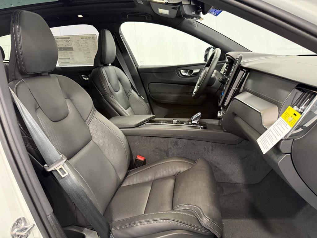 new 2026 Volvo XC60 car, priced at $64,660