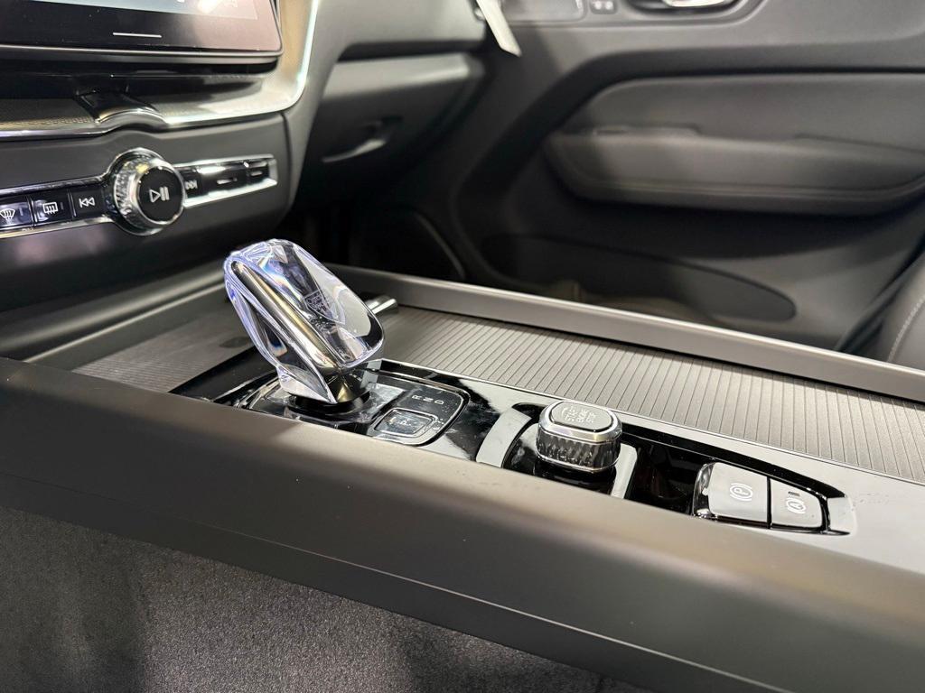 new 2026 Volvo XC60 car, priced at $64,660