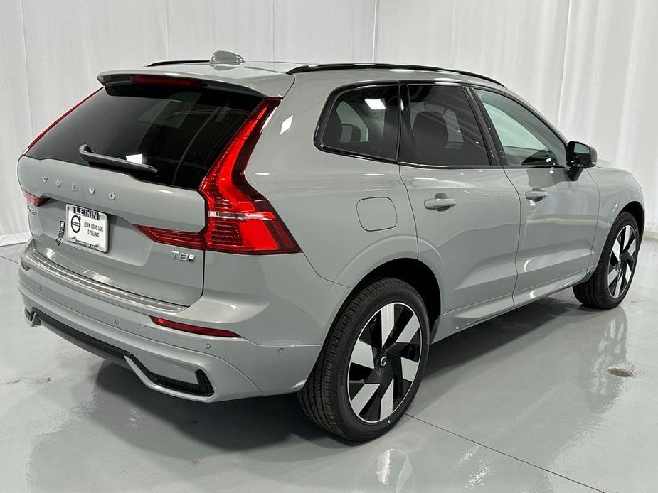 new 2025 Volvo XC60 car, priced at $66,235