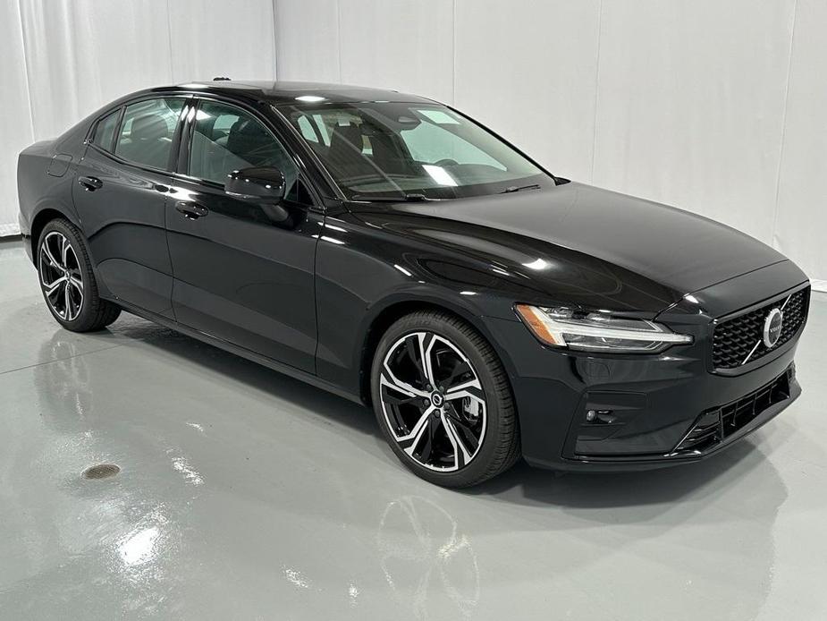 new 2024 Volvo S60 car, priced at $49,575