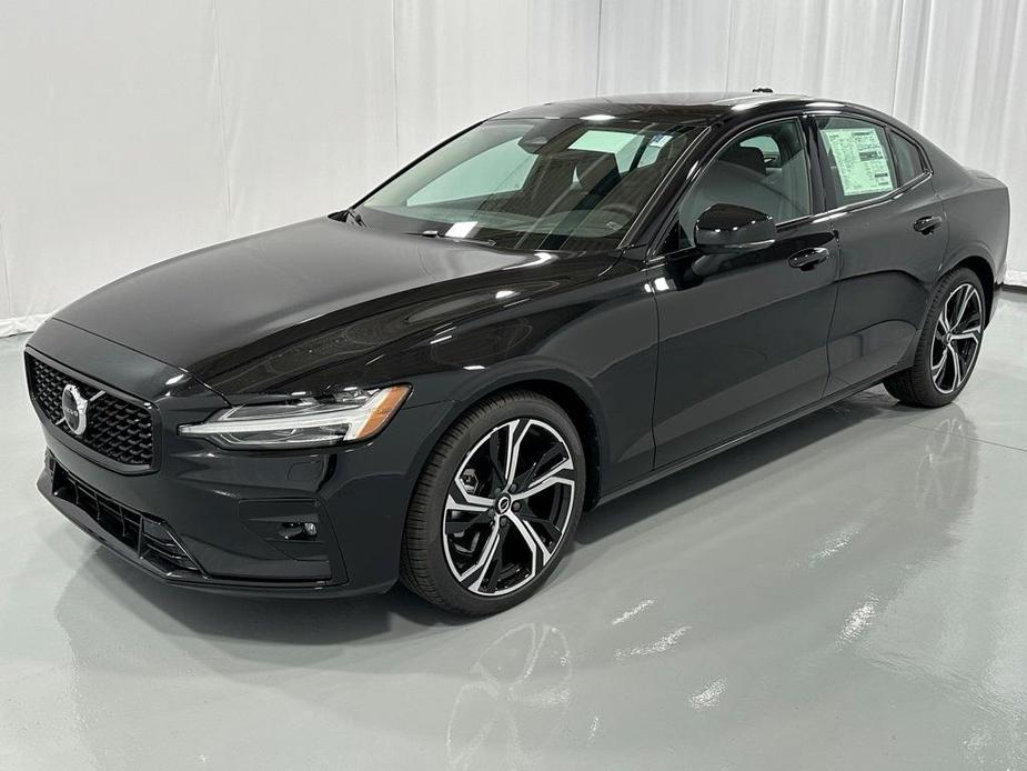 new 2024 Volvo S60 car, priced at $49,575