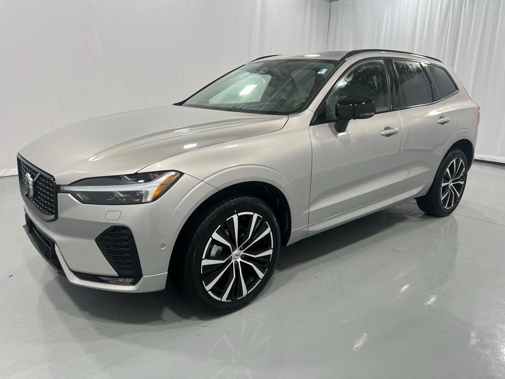 new 2025 Volvo XC60 car, priced at $54,950