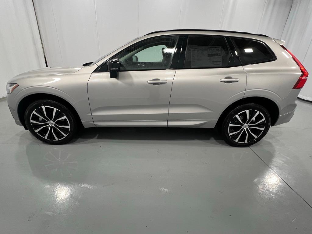 new 2025 Volvo XC60 car, priced at $54,950