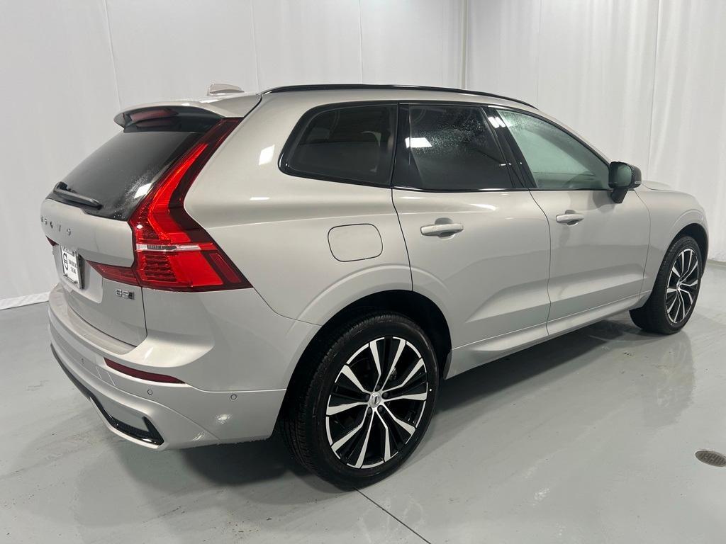 new 2025 Volvo XC60 car, priced at $54,950