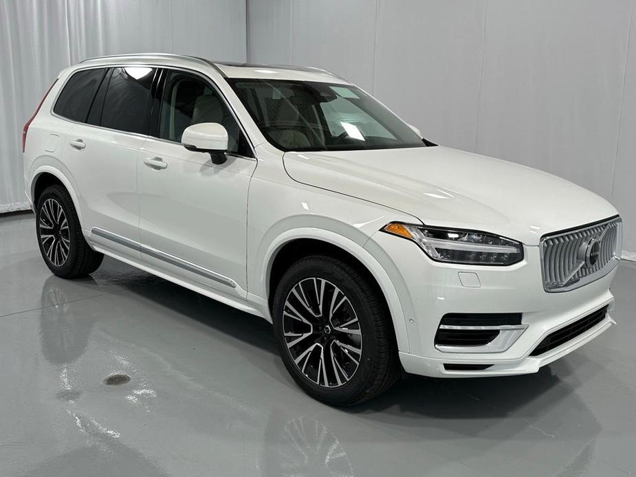 new 2025 Volvo XC90 car, priced at $75,965