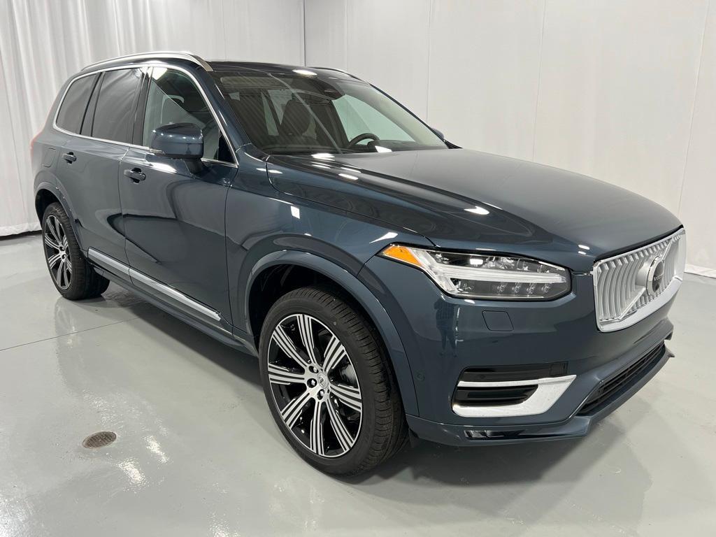 new 2025 Volvo XC90 car, priced at $72,655