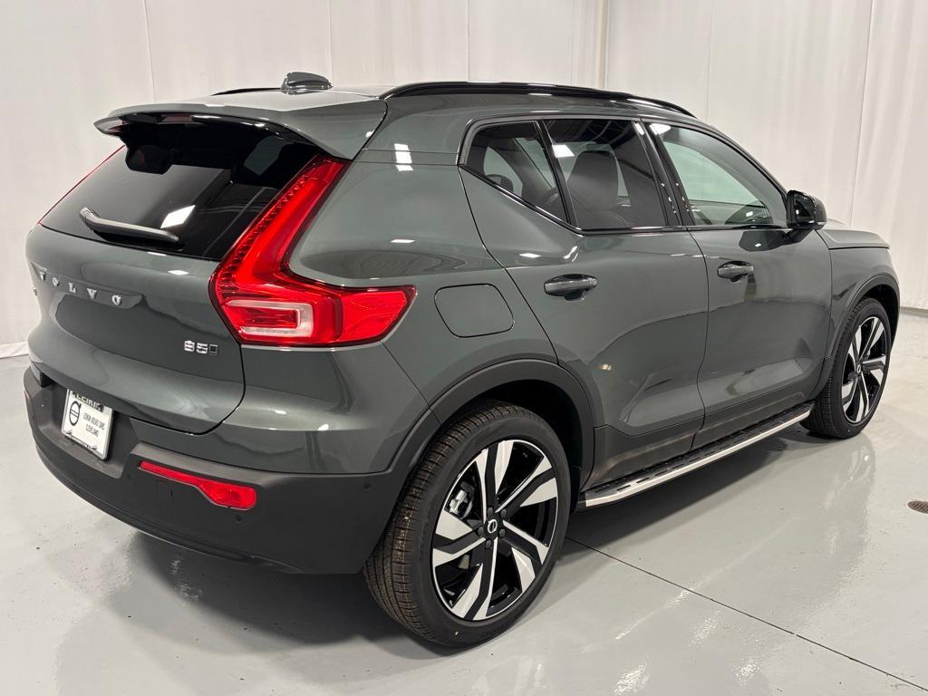 new 2026 Volvo XC40 car, priced at $55,445
