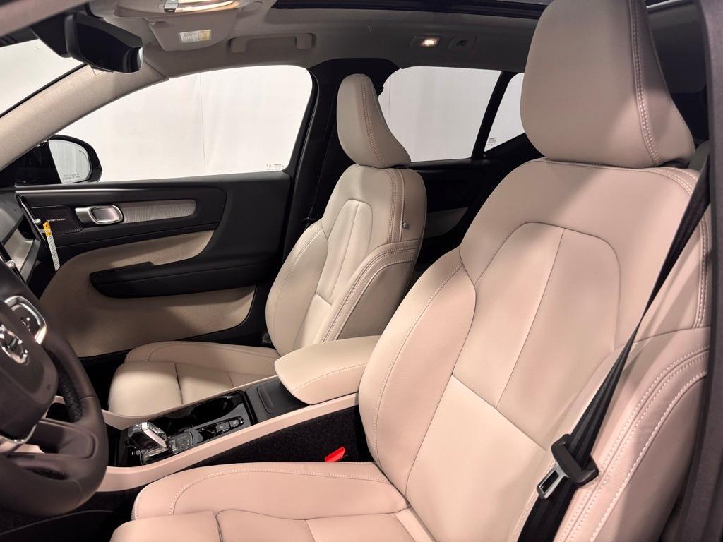 new 2026 Volvo XC40 car, priced at $55,445