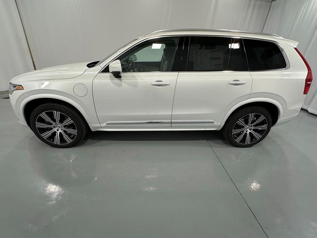 new 2025 Volvo XC90 Plug-In Hybrid car, priced at $78,721