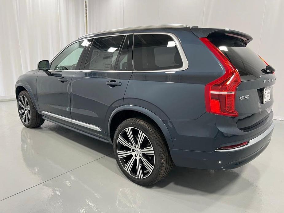 new 2025 Volvo XC90 car, priced at $71,895