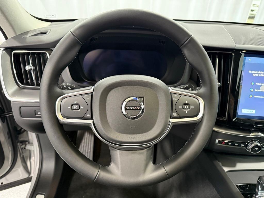 new 2025 Volvo XC60 car, priced at $49,095