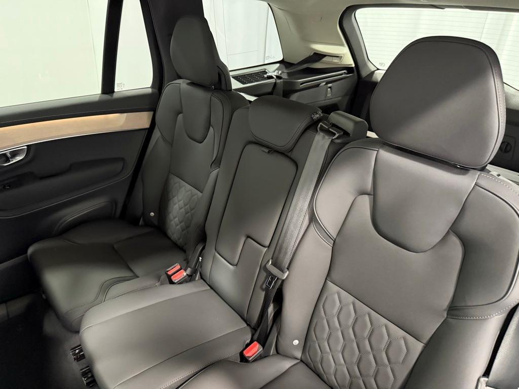 new 2025 Volvo XC90 car, priced at $66,135