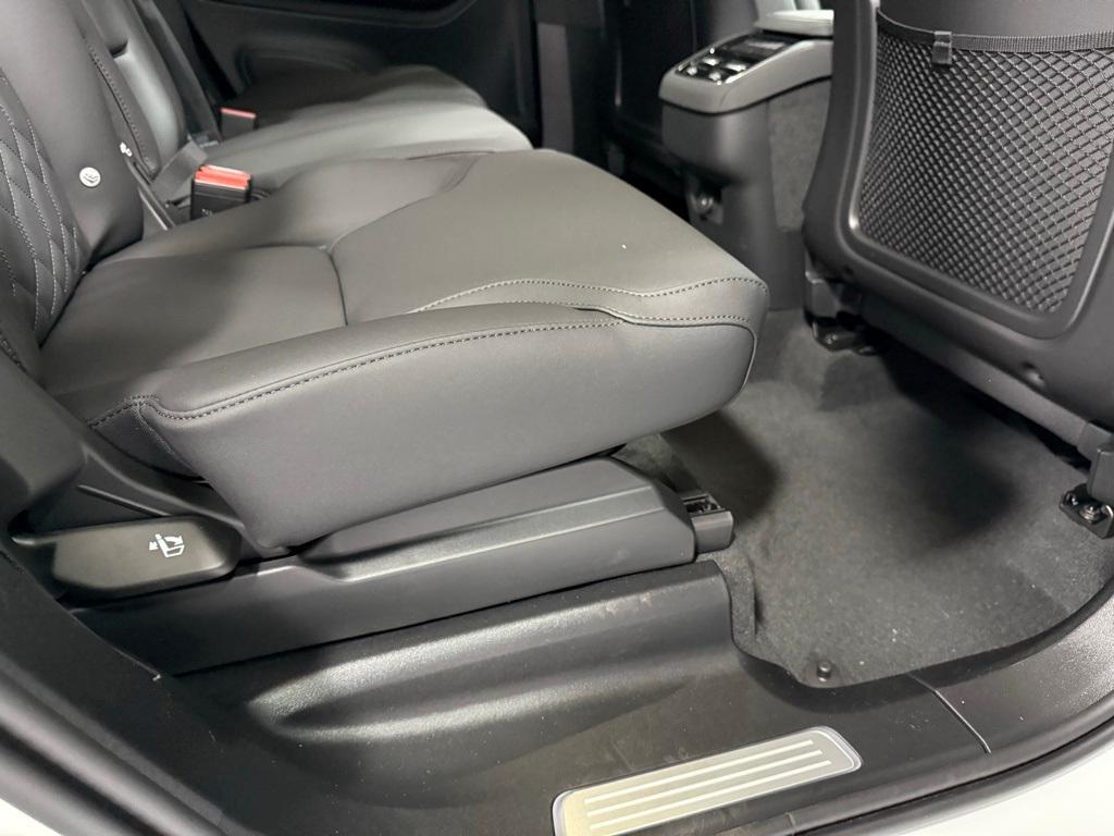 new 2025 Volvo XC90 car, priced at $66,135