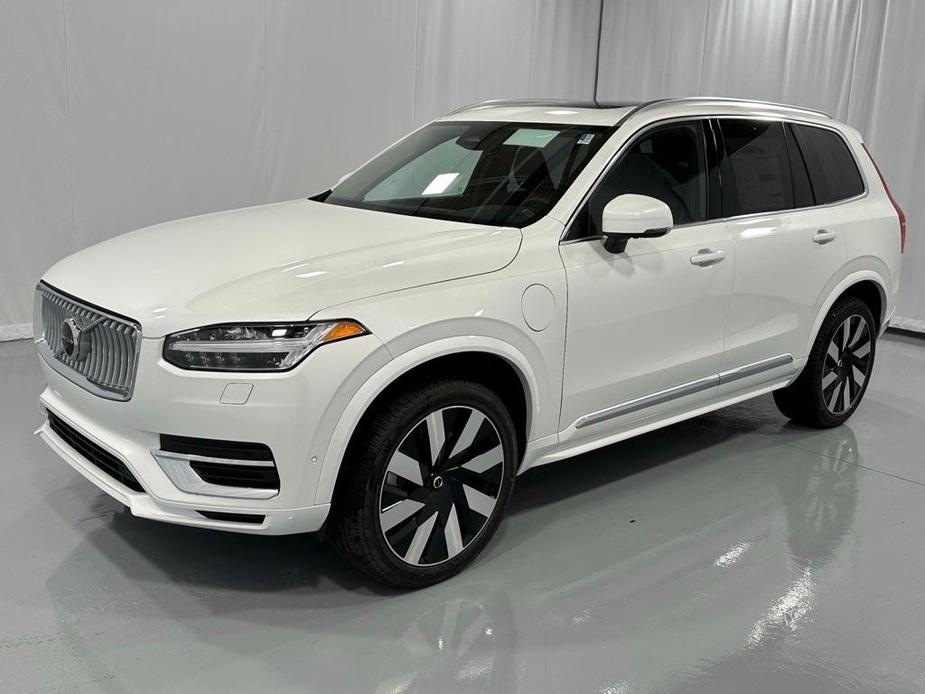 new 2025 Volvo XC90 car, priced at $78,455