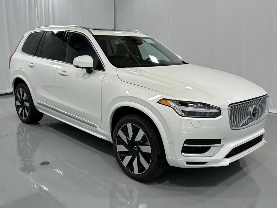 new 2025 Volvo XC90 car, priced at $78,455