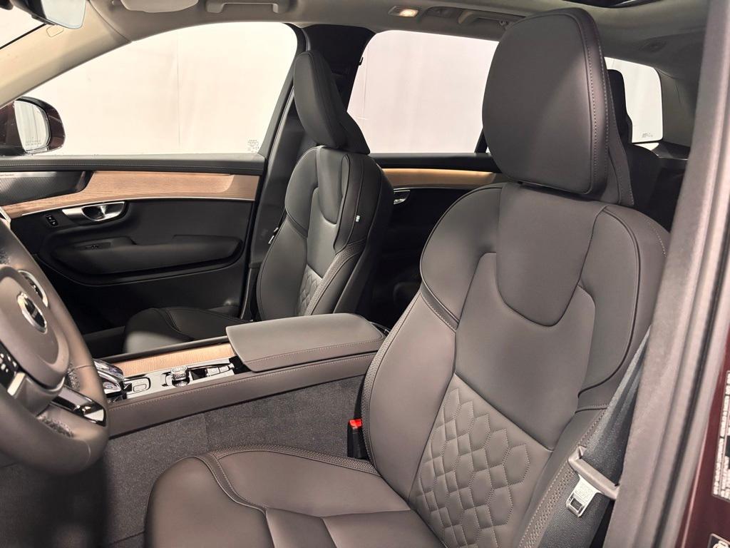 new 2026 Volvo XC90 car, priced at $72,700