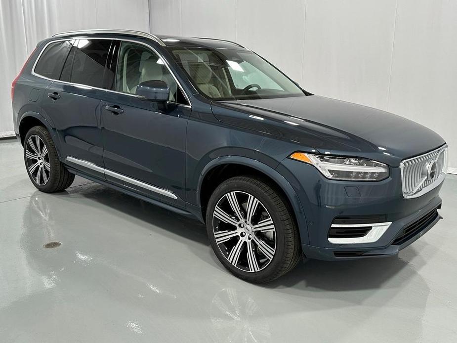 new 2025 Volvo XC90 car, priced at $78,950