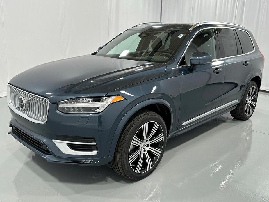 new 2025 Volvo XC90 car, priced at $68,455