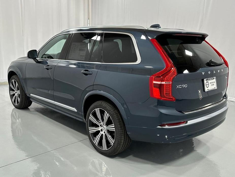 new 2025 Volvo XC90 car, priced at $68,455