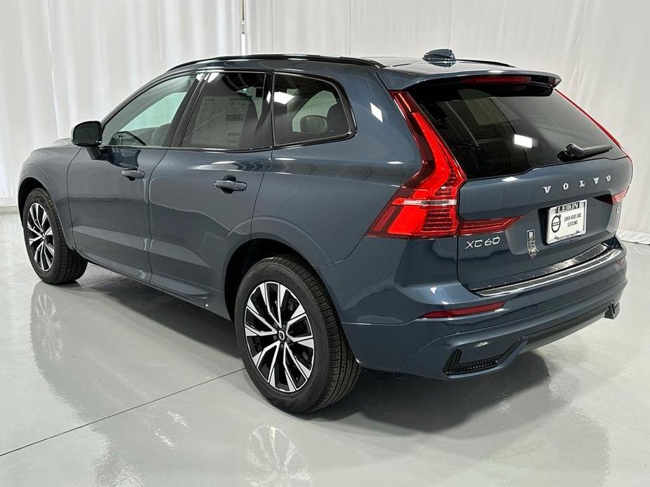 new 2025 Volvo XC60 car, priced at $51,075